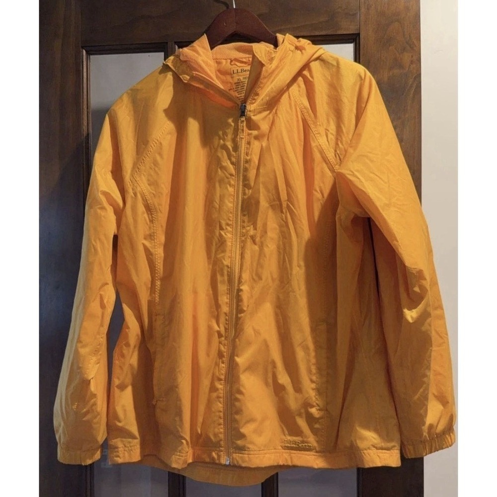 LL Bean Womens Packable Windbreaker Jacket Yellow XL Hooded Nylon 284384